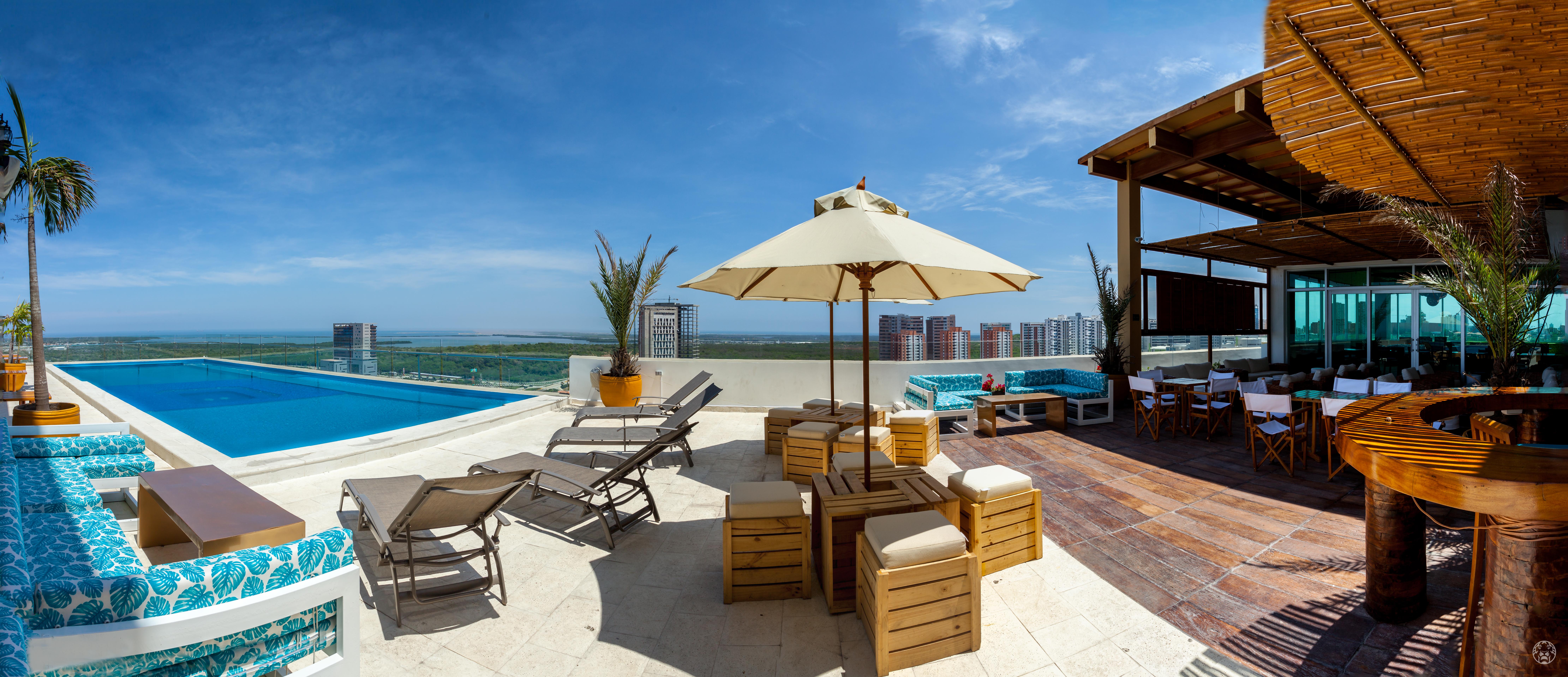 Ghl Collection Barranquilla Hotel Dış mekan fotoğraf Rooftop pool at the hotel